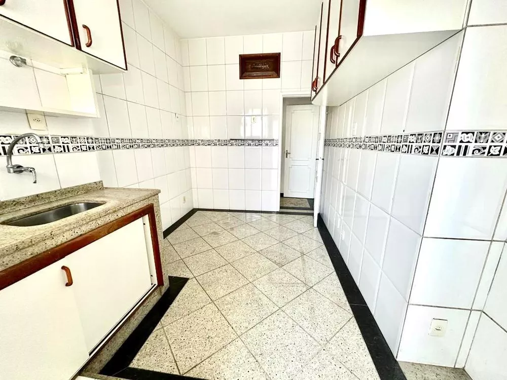 Apartamento à venda com 3 quartos, 133m² - Foto 18