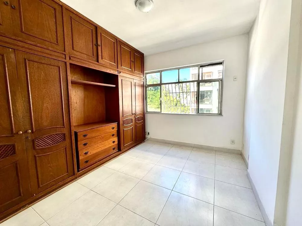 Apartamento à venda com 3 quartos, 133m² - Foto 11