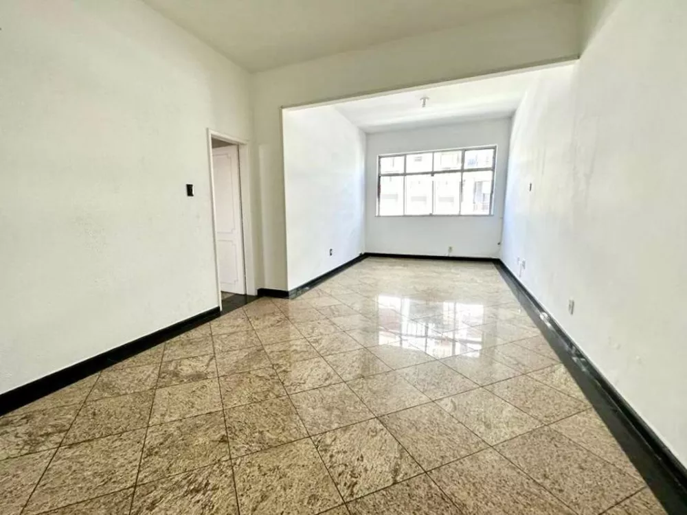 Apartamento à venda com 3 quartos, 133m² - Foto 3