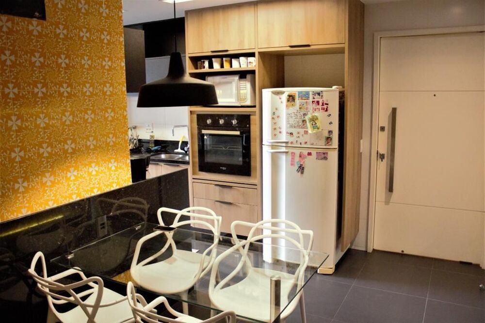 Apartamento à venda com 4 quartos, 170m² - Foto 4