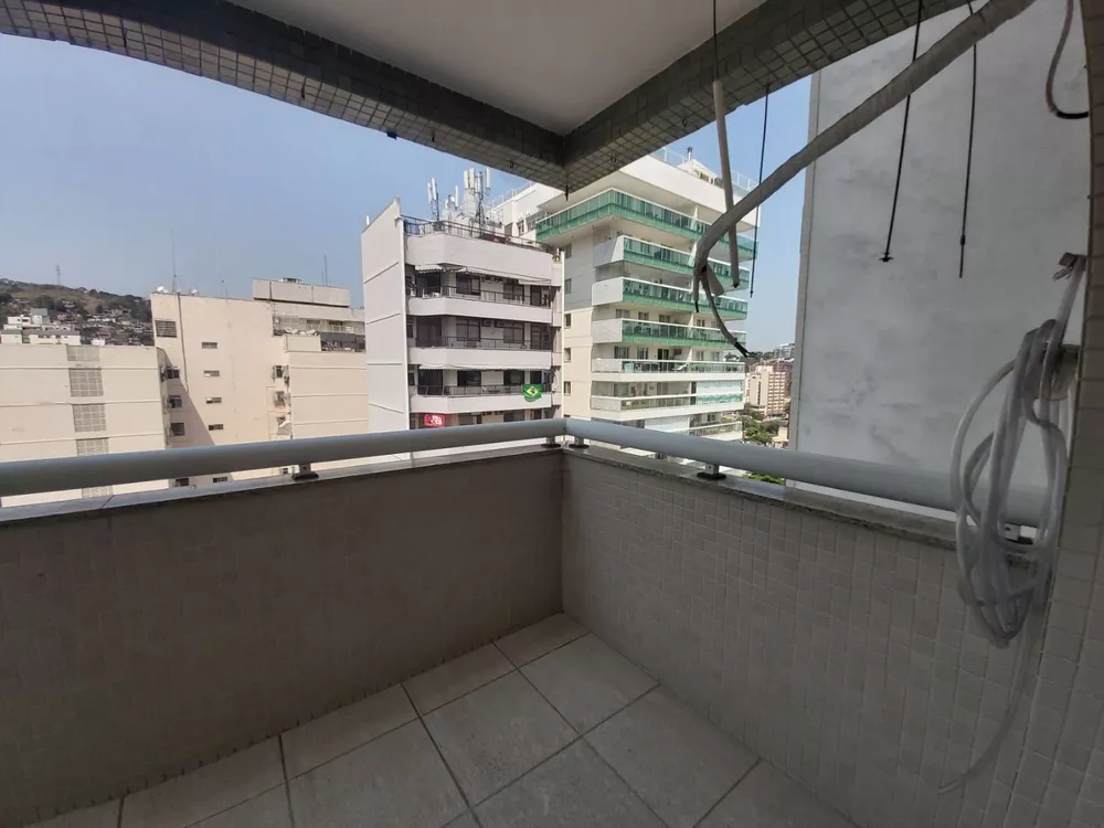 Apartamento à venda com 2 quartos, 97m² - Foto 3