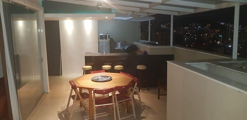 Cobertura, 3 quartos, 195 m² - Foto 2