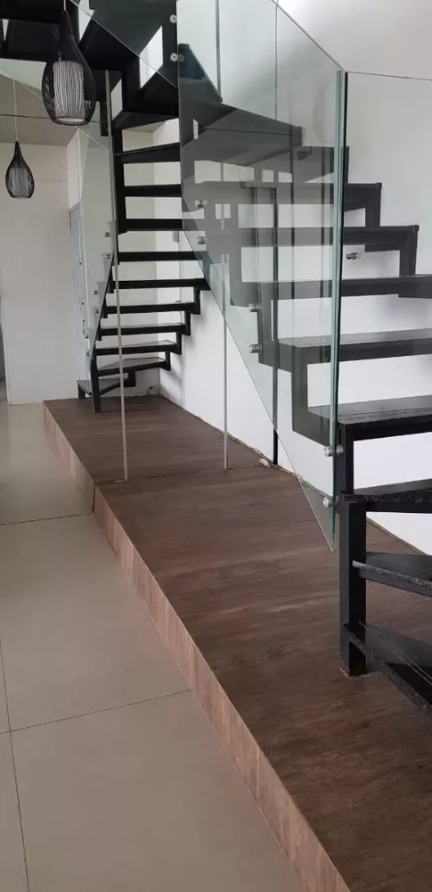 Cobertura, 3 quartos, 195 m² - Foto 14