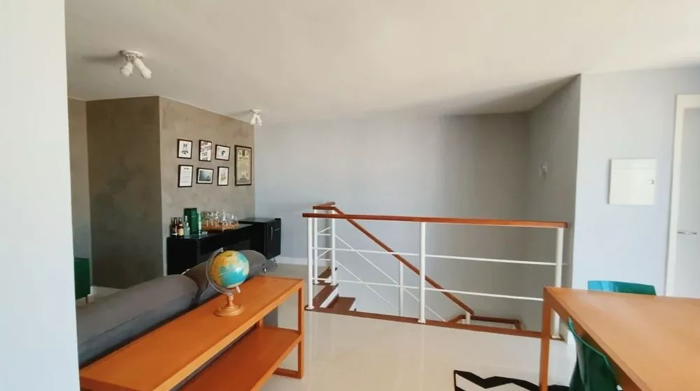 Apartamento à venda com 4 quartos, 377m² - Foto 1