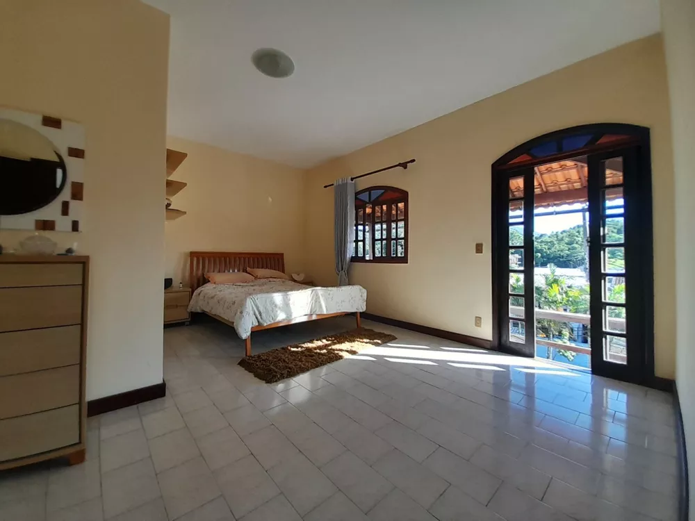 Casa, 4 quartos, 274 m² - Foto 17