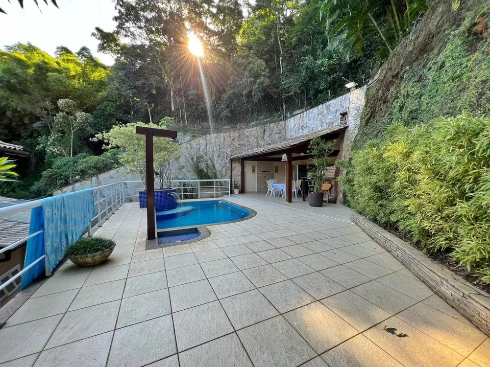 Casa de Condomínio à venda com 4 quartos, 280m² - Foto 6