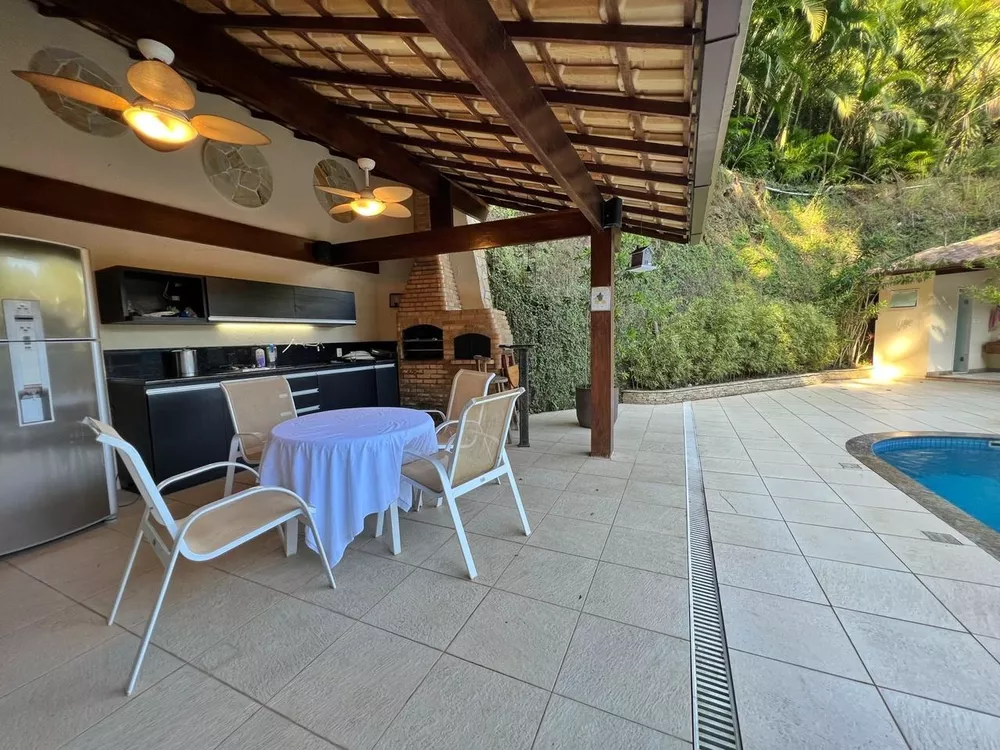 Casa de Condomínio à venda com 4 quartos, 280m² - Foto 4