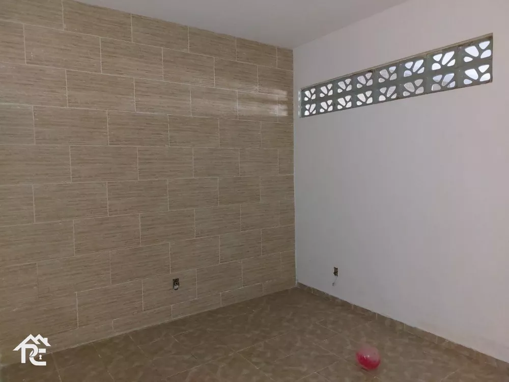 Apartamento à venda com 2 quartos, 70m² - Foto 3