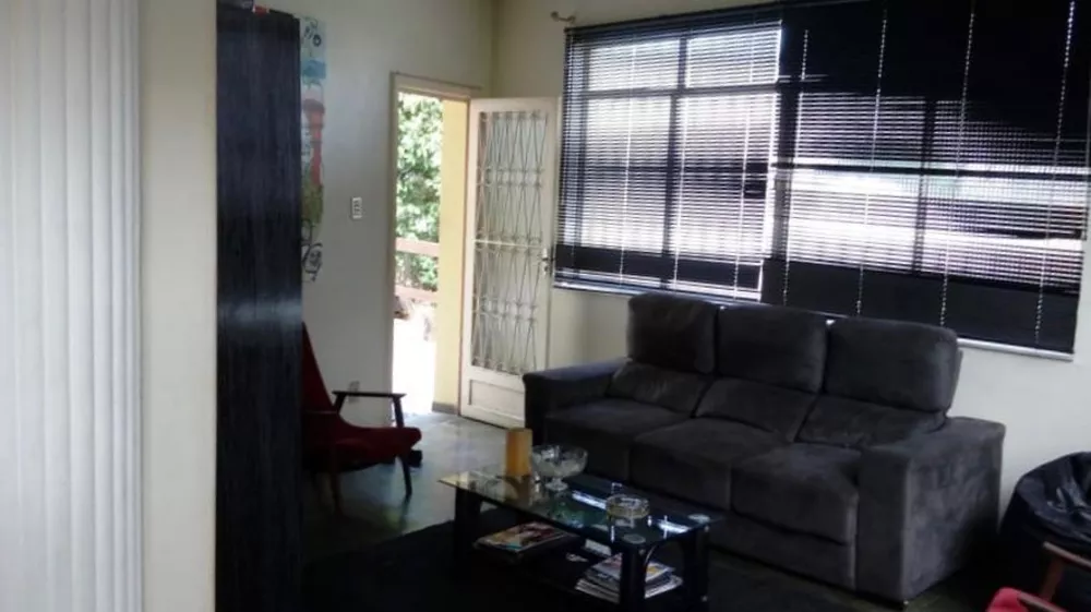 Casa, 4 quartos, 250 m² - Foto 4