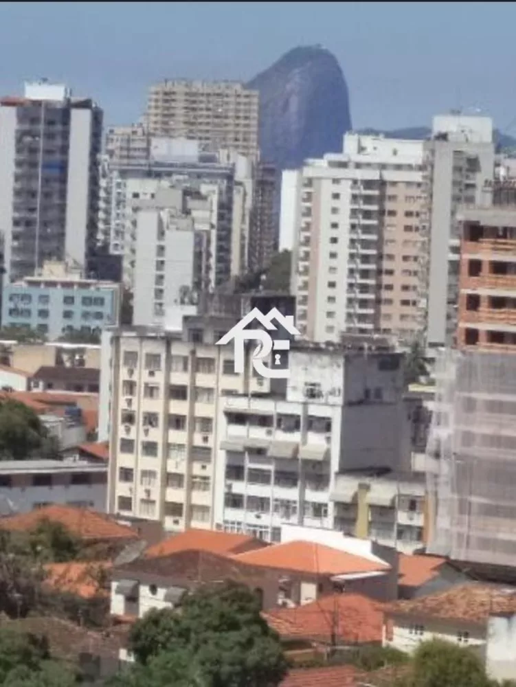 Casa de Condomínio à venda com 4 quartos, 450m² - Foto 1