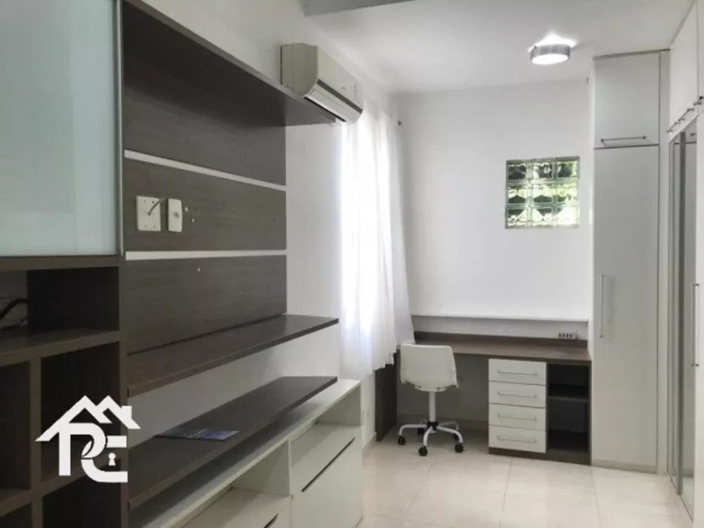 Casa à venda com 3 quartos, 200m² - Foto 3