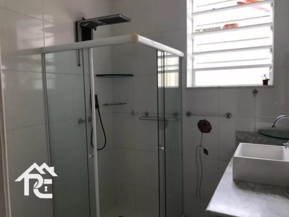 Casa à venda com 3 quartos, 200m² - Foto 4