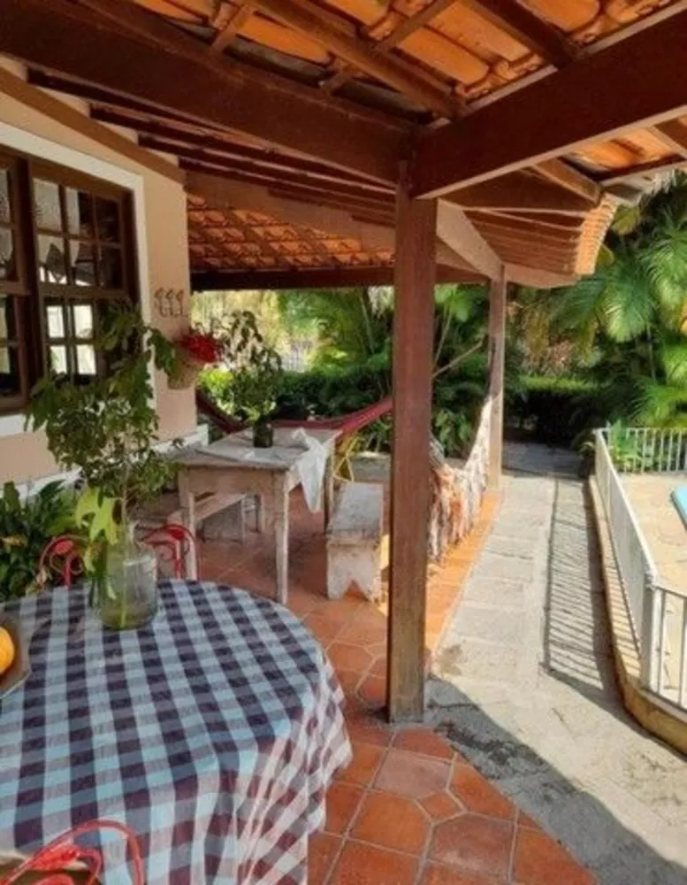 Casa de Condomínio à venda com 4 quartos, 150m² - Foto 4