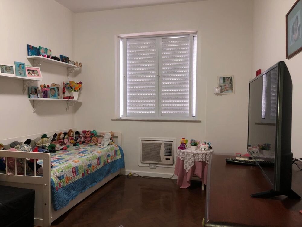 Apartamento à venda com 3 quartos, 161m² - Foto 15