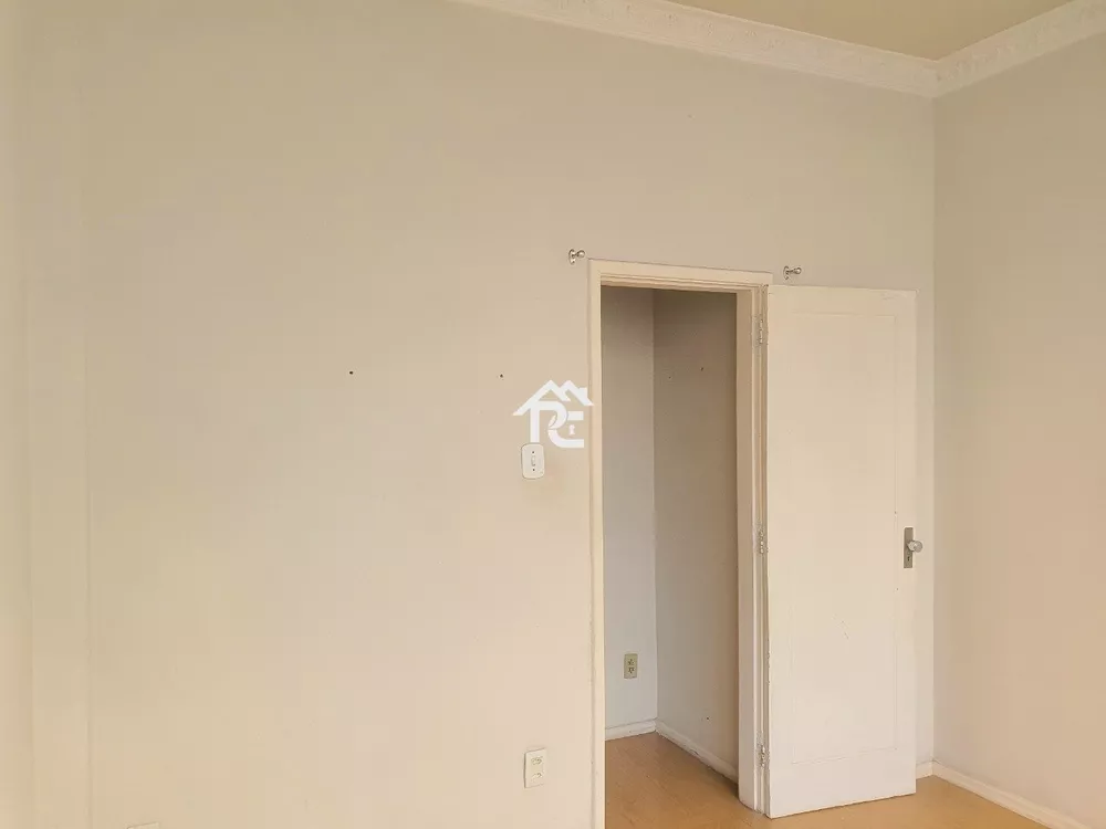 Apartamento à venda com 2 quartos, 60m² - Foto 8