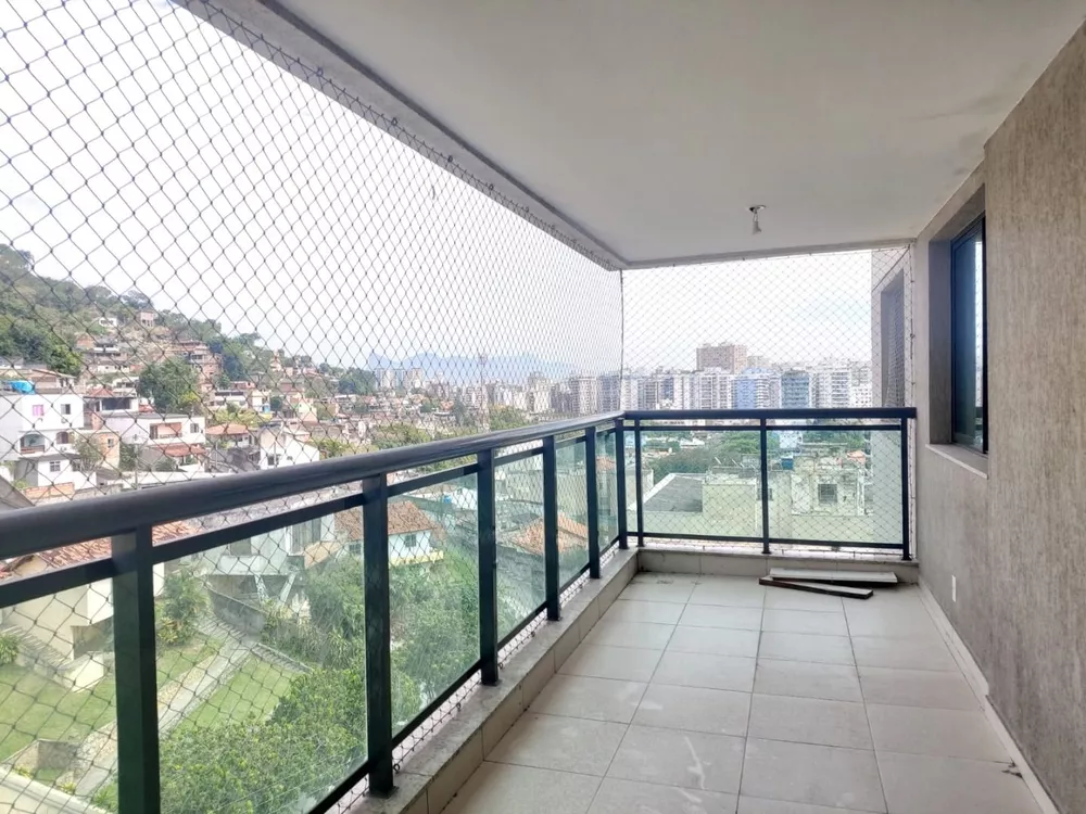 Apartamento à venda com 3 quartos, 112m² - Foto 1