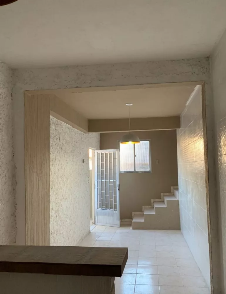 Casa, 5 quartos, 200 m² - Foto 1