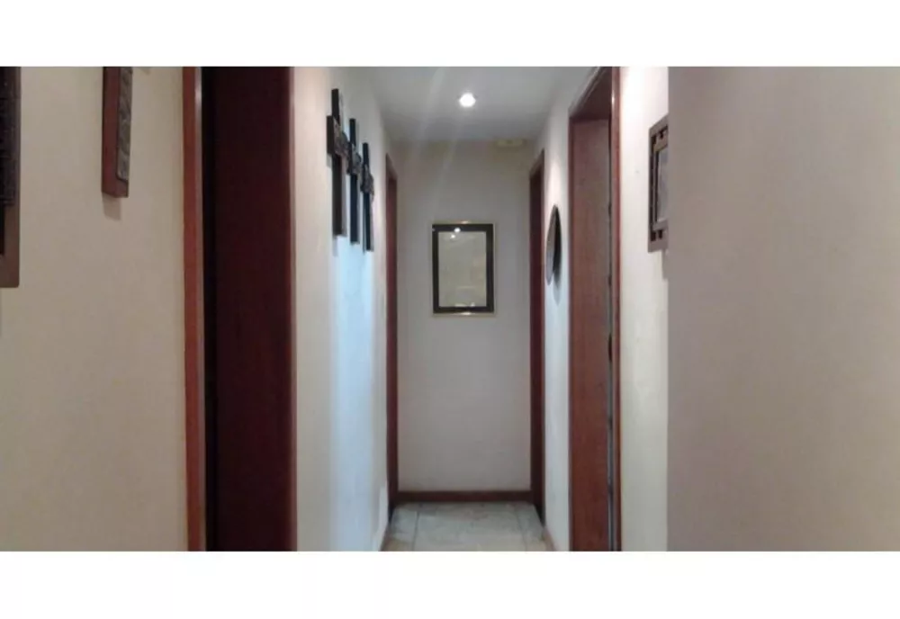 Apartamento à venda com 3 quartos, 140m² - Foto 4