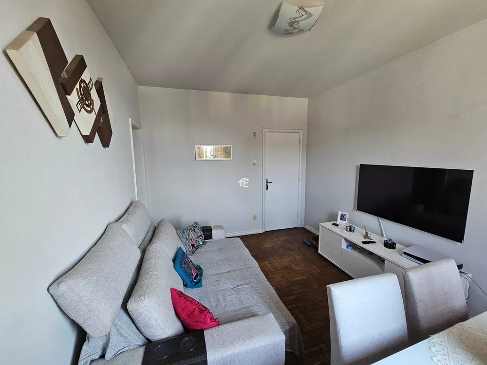 Apartamento à venda com 2 quartos, 88m² - Foto 2