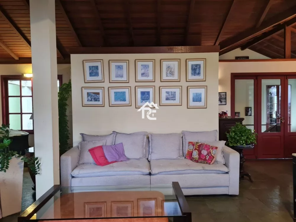 Casa, 3 quartos, 250 m² - Foto 1