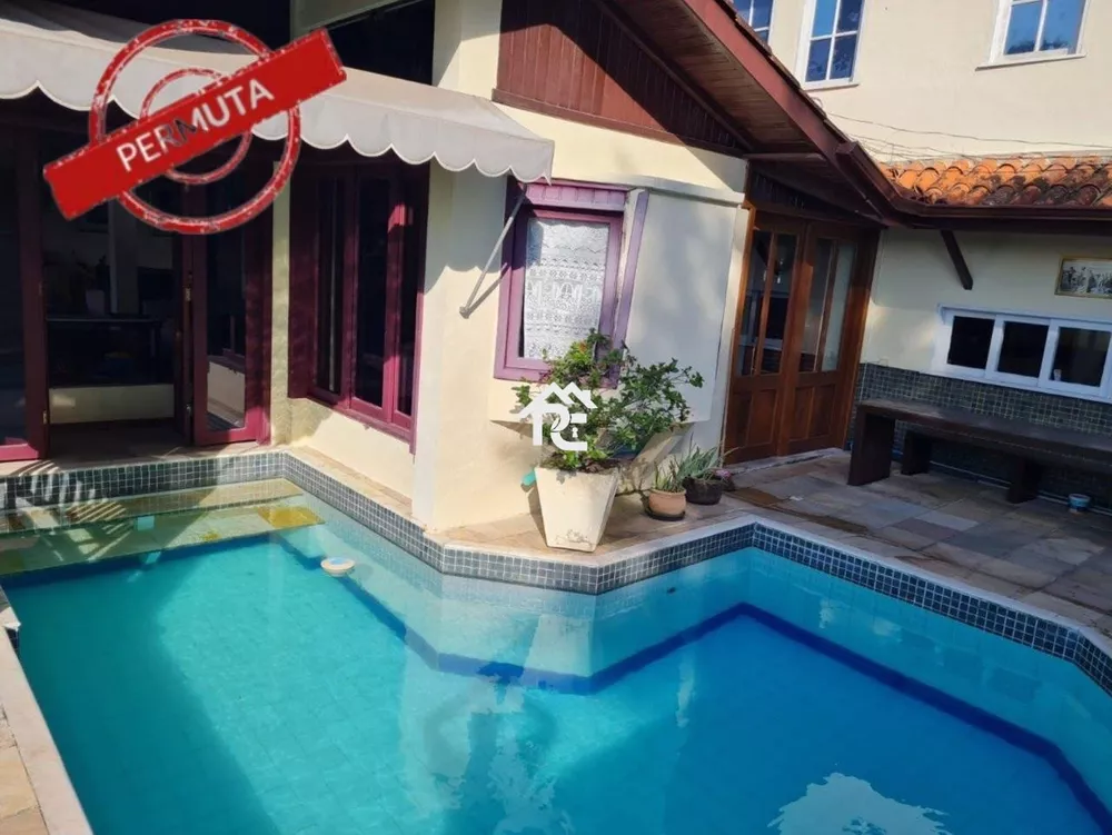 Casa, 3 quartos, 250 m² - Foto 3
