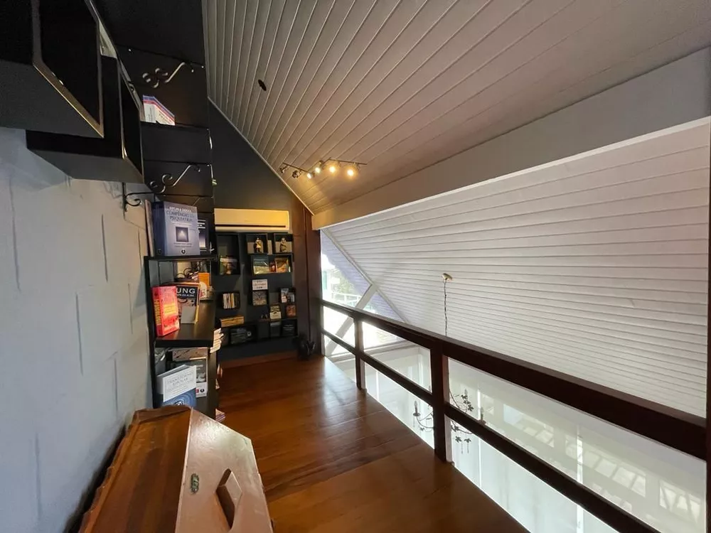 Casa, 3 quartos, 250 m² - Foto 13