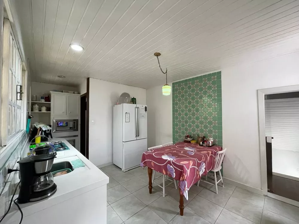 Casa, 3 quartos, 250 m² - Foto 31