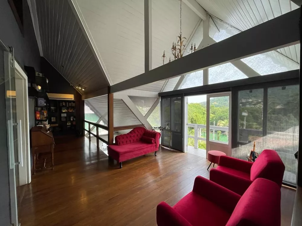 Casa, 3 quartos, 250 m² - Foto 32