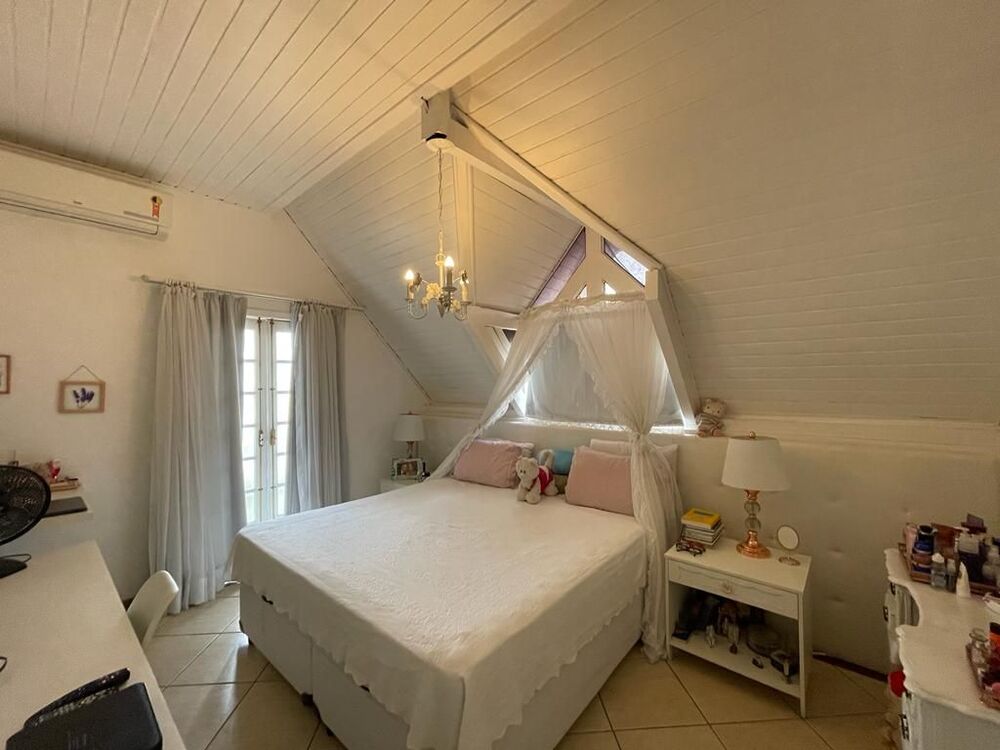 Casa, 3 quartos, 250 m² - Foto 34