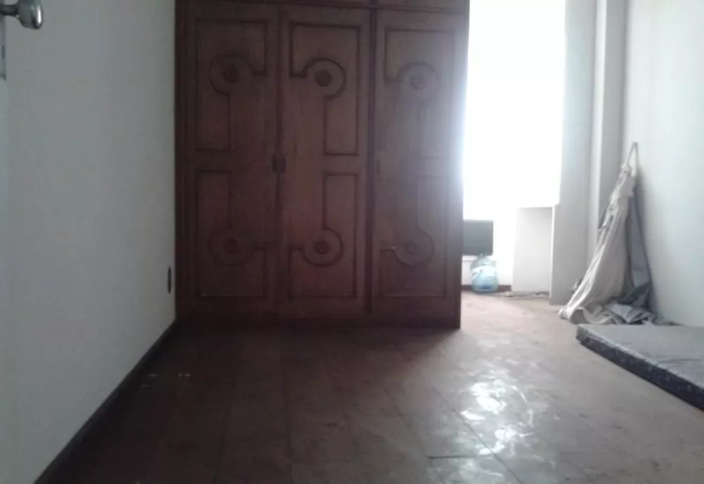 Apartamento à venda com 1 quarto, 60m² - Foto 2