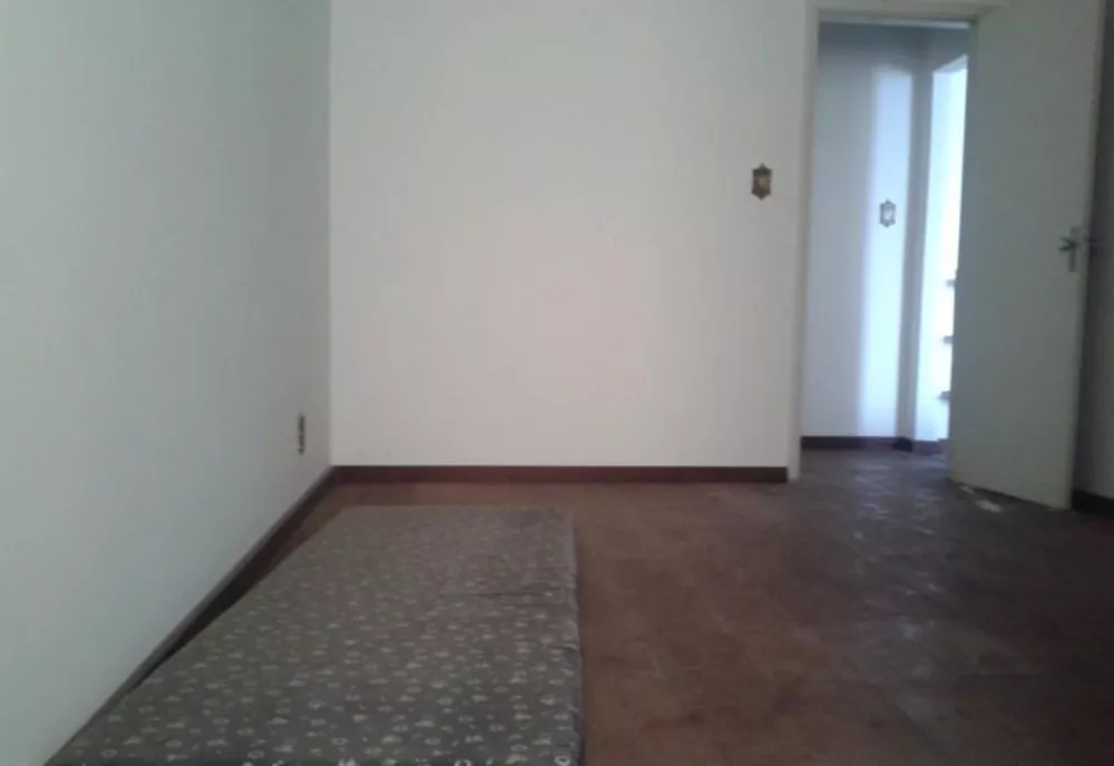 Apartamento à venda com 1 quarto, 60m² - Foto 4