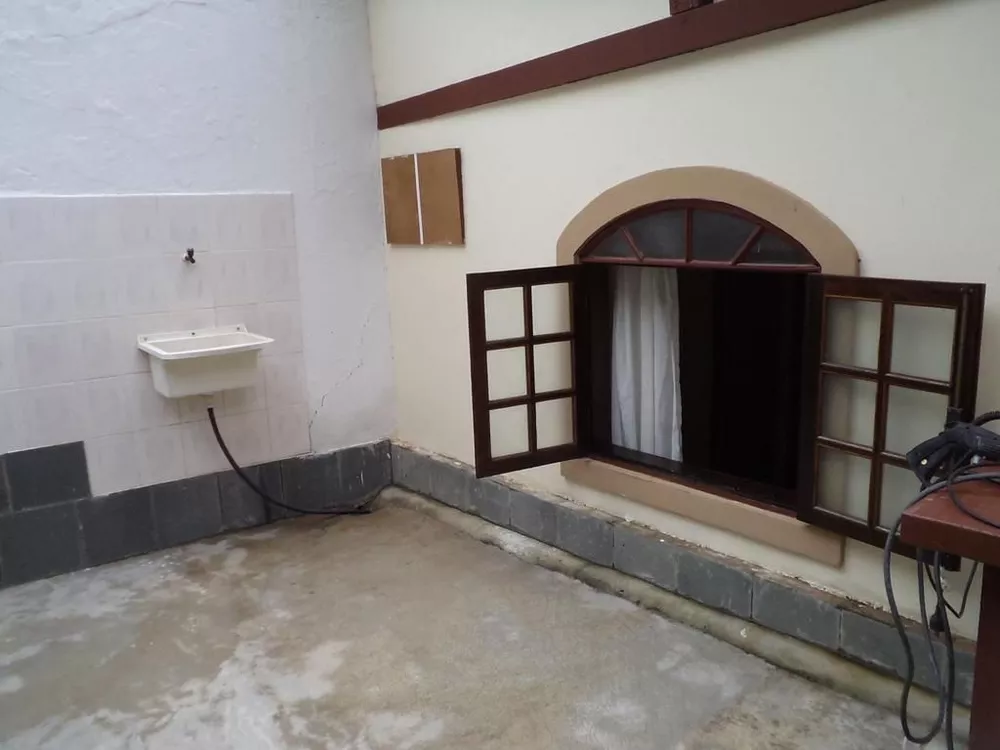 Casa, 5 quartos, 220 m² - Foto 33