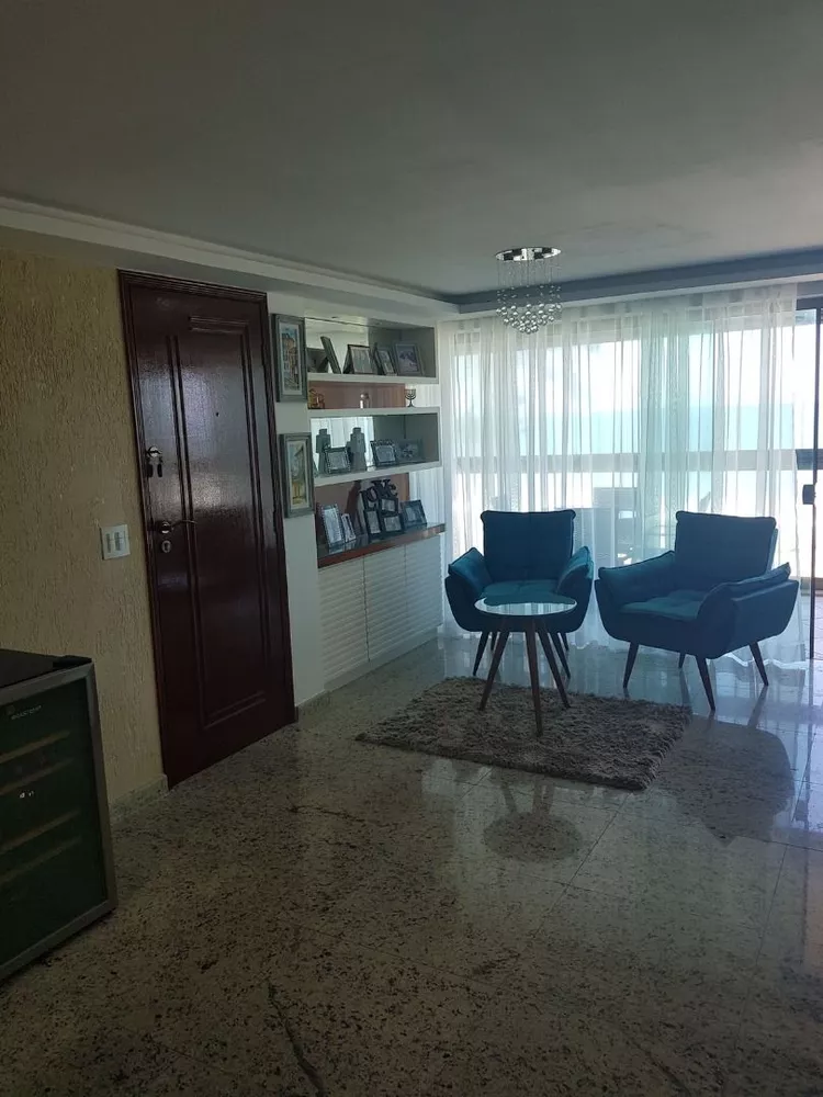 Apartamento, 3 quartos, 225 m² - Foto 2