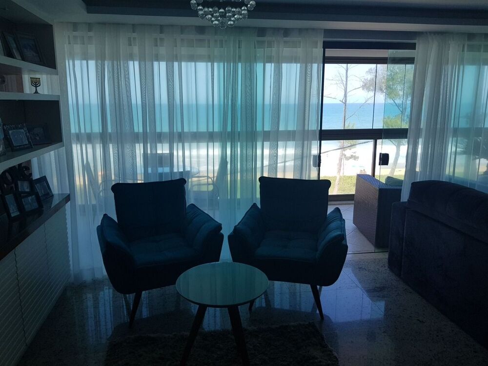 Apartamento à venda com 3 quartos, 225m² - Foto 1