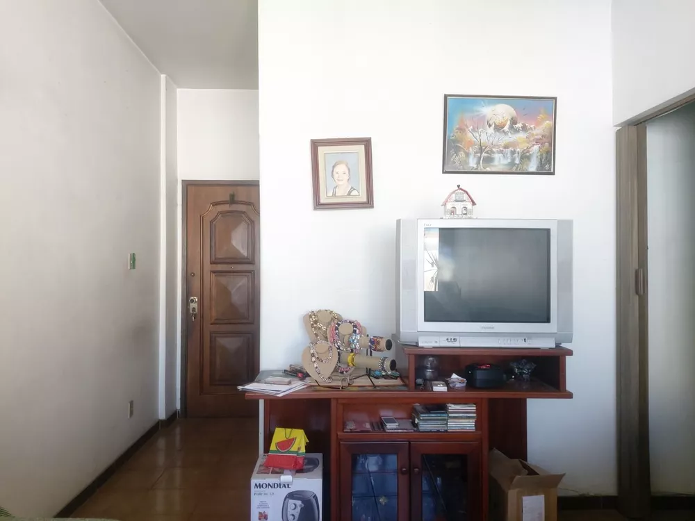 Apartamento à venda com 3 quartos, 100m² - Foto 3