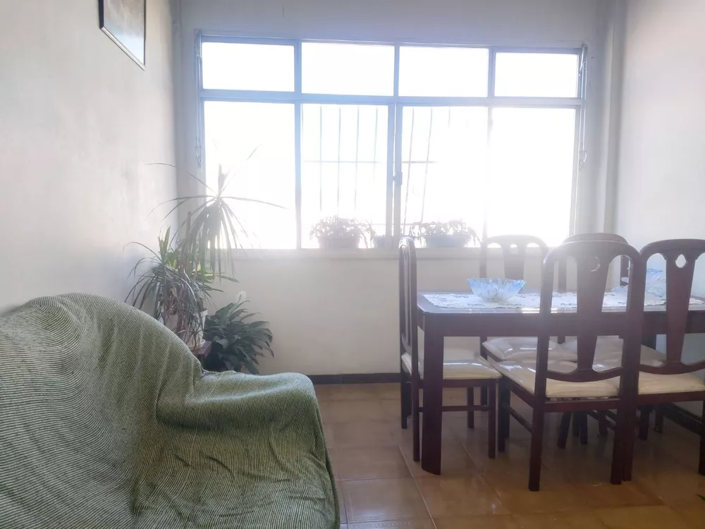 Apartamento à venda com 3 quartos, 100m² - Foto 2