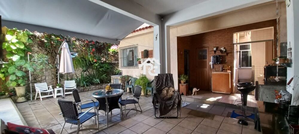 Casa, 6 quartos, 225 m² - Foto 9