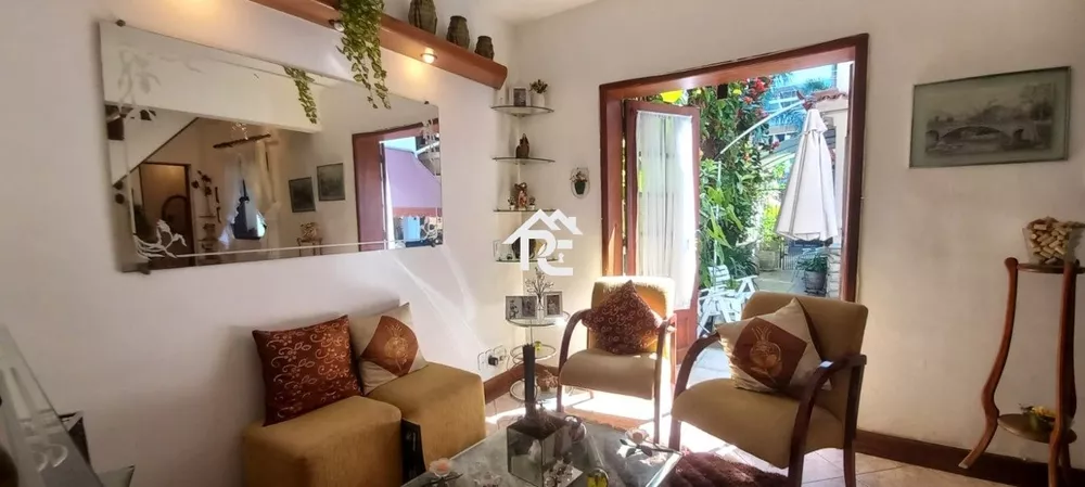 Casa, 6 quartos, 225 m² - Foto 3