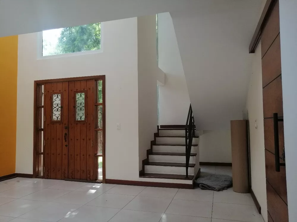 Casa de Condomínio à venda com 4 quartos, 400m² - Foto 4