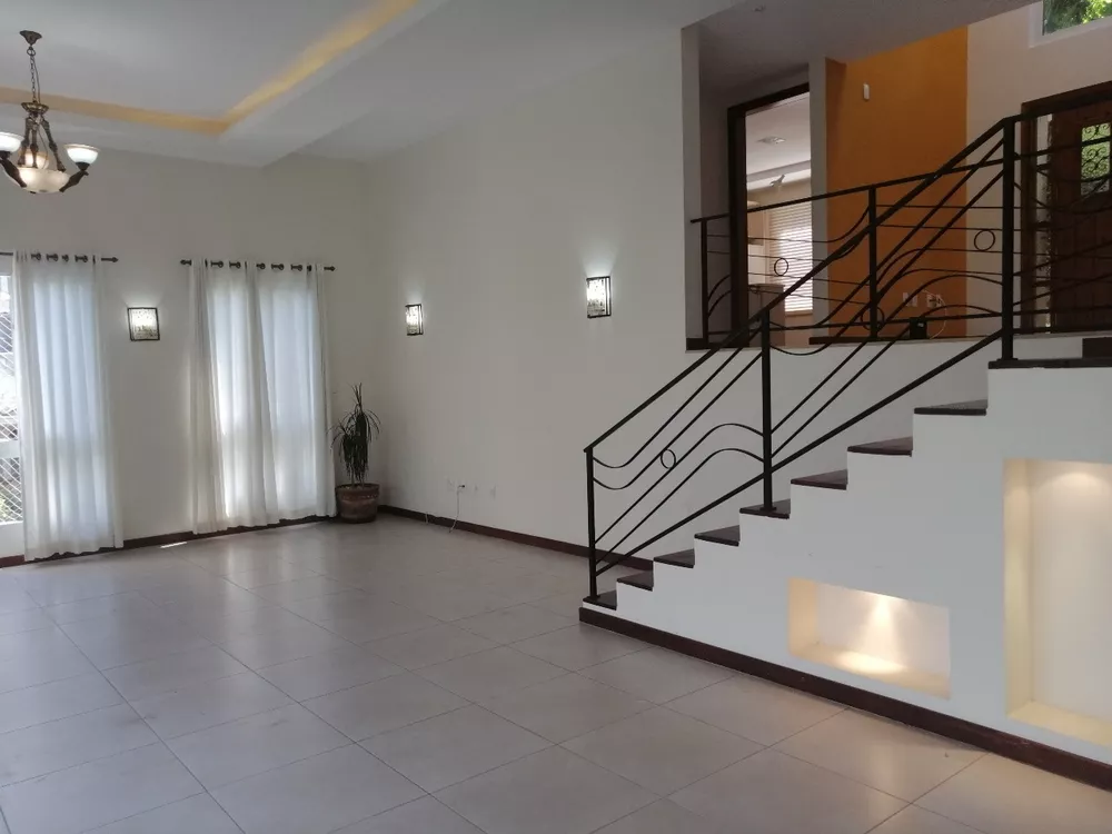 Casa de Condomínio à venda com 4 quartos, 400m² - Foto 5