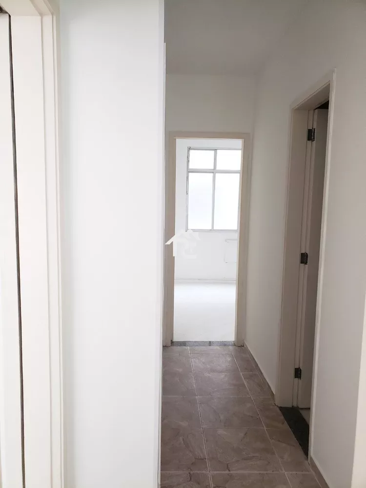 Apartamento para alugar com 2 quartos, 70m² - Foto 6