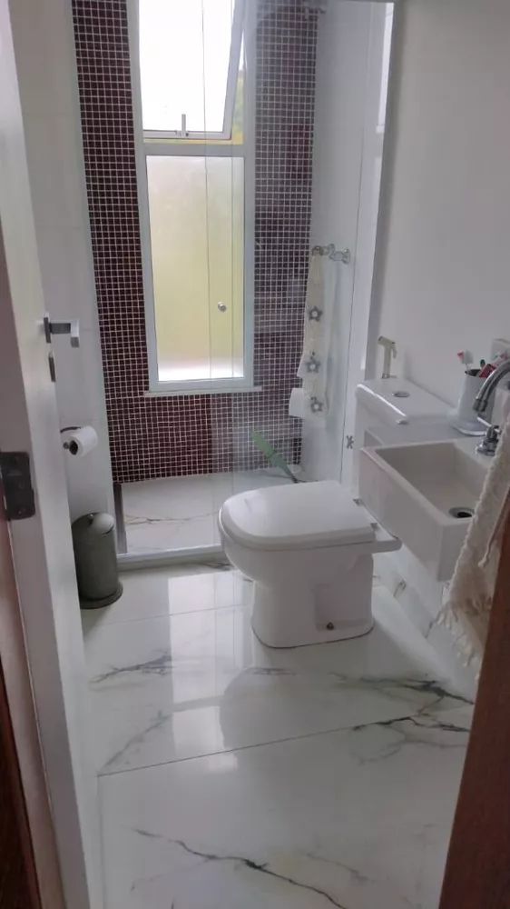 Casa de Condomínio à venda com 3 quartos, 270m² - Foto 25