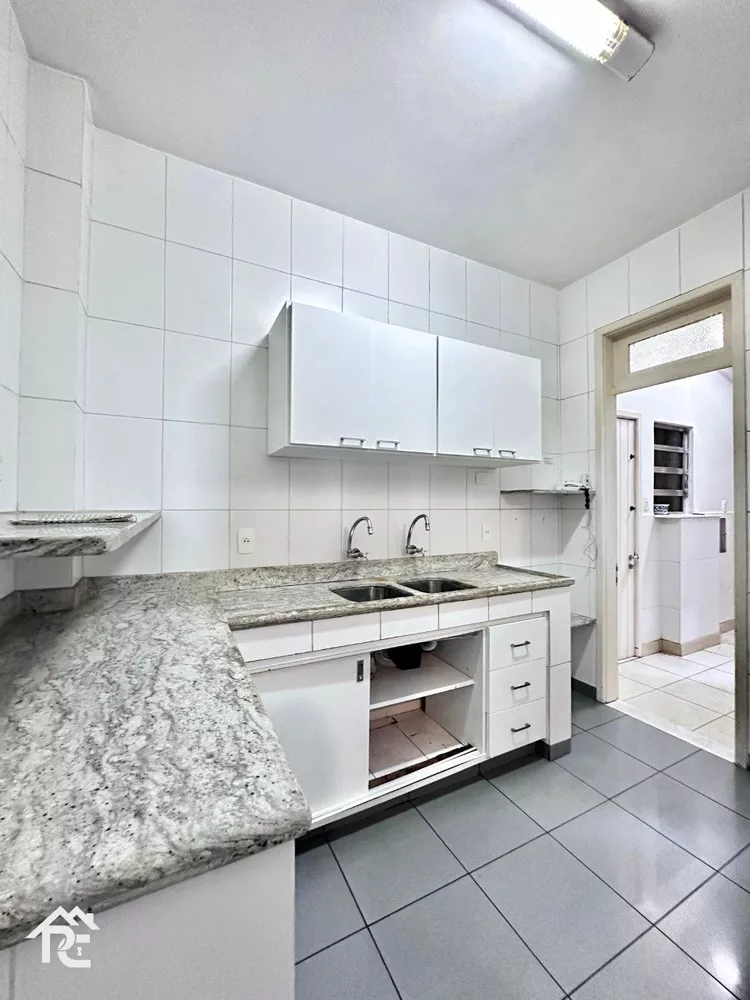 Apartamento, 3 quartos, 211 m² - Foto 2