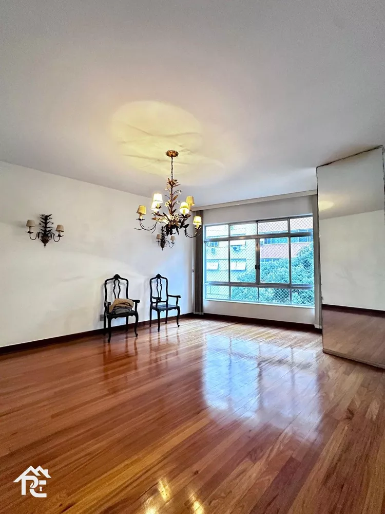Apartamento, 3 quartos, 211 m² - Foto 1