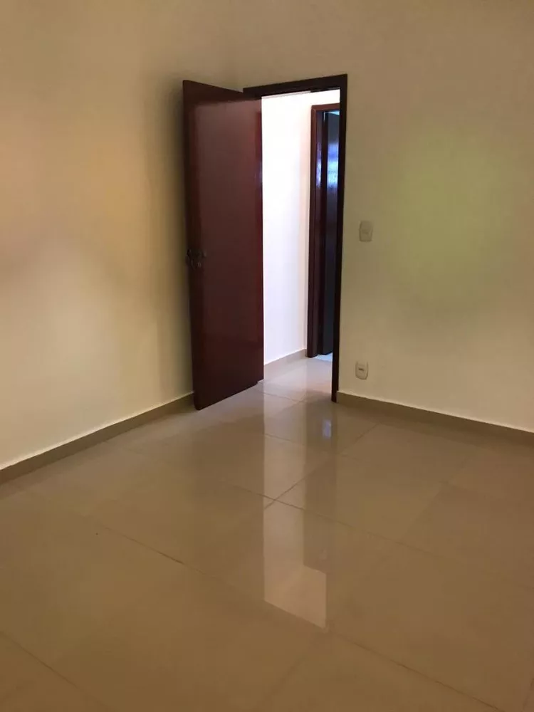 Casa, 4 quartos, 244 m² - Foto 35