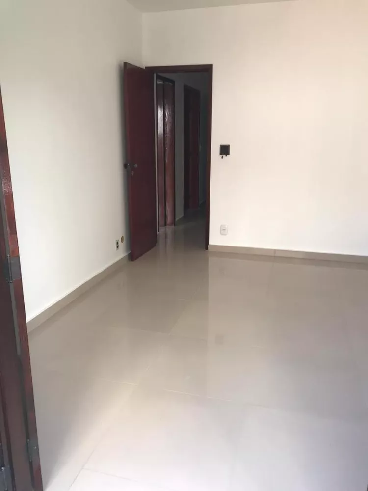 Casa, 4 quartos, 244 m² - Foto 6
