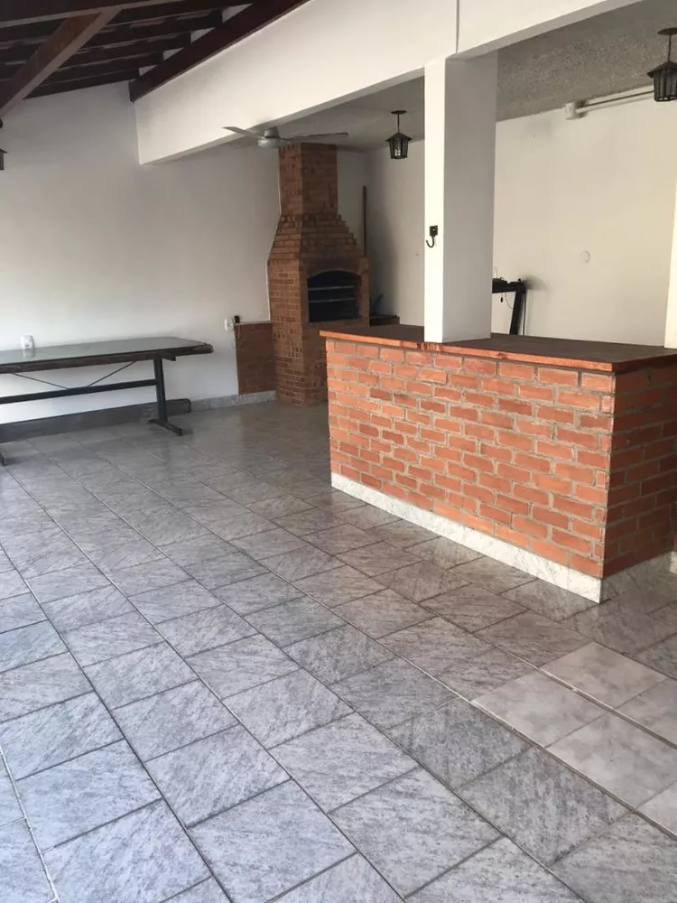 Casa, 4 quartos, 244 m² - Foto 5