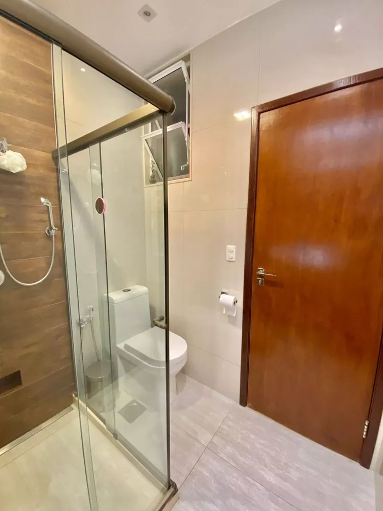 Apartamento à venda com 3 quartos, 143m² - Foto 11