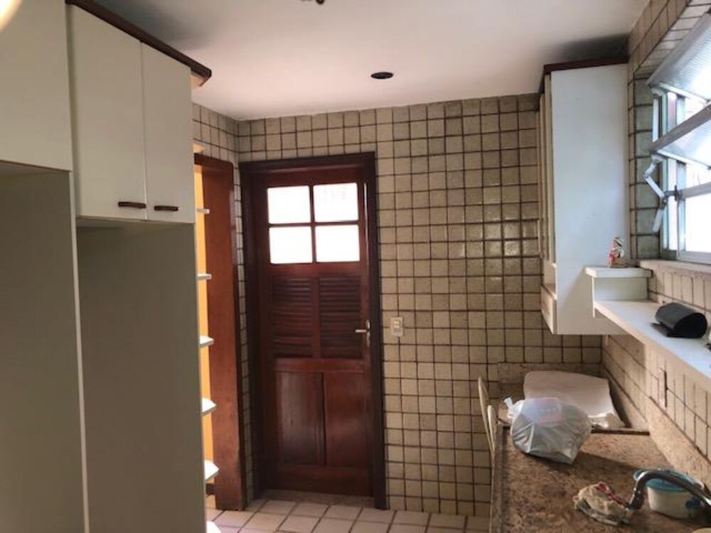 Casa de Condomínio à venda com 3 quartos, 340m² - Foto 5