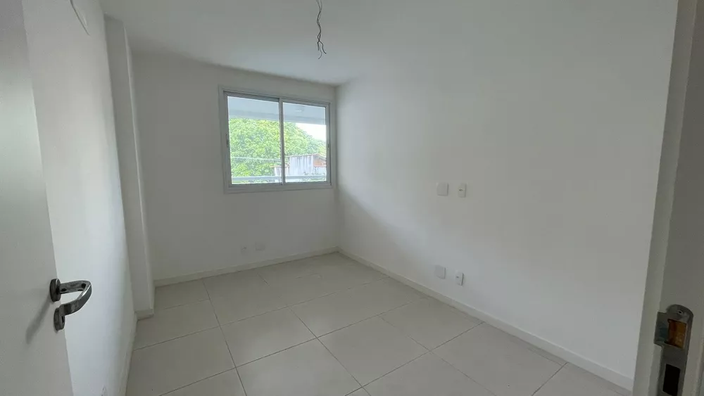 Apartamento à venda com 2 quartos, 77m² - Foto 4